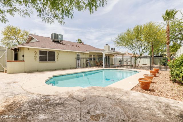 11843 N 60TH Avenue, Glendale, AZ 85304