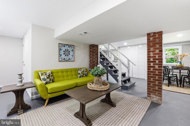 9408 OLD WATERLOO RD, Warrenton, VA 20186