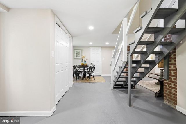 9408 OLD WATERLOO RD, Warrenton, VA 20186