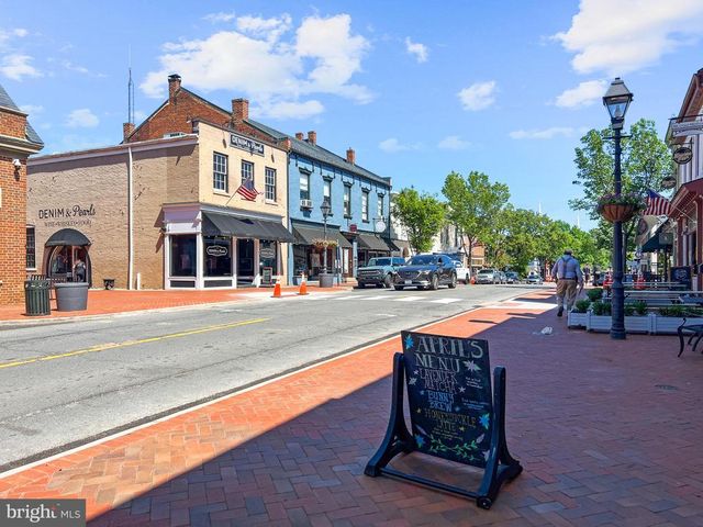 9408 OLD WATERLOO RD, Warrenton, VA 20186