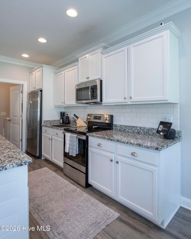 84 Habersham Avenue, Rocky Point, NC 28457