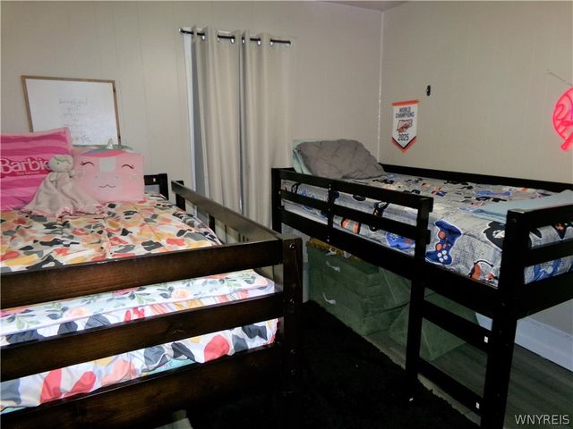 221 81st Street, Niagara Falls, NY 14304