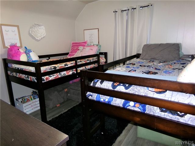 221 81st Street, Niagara Falls, NY 14304