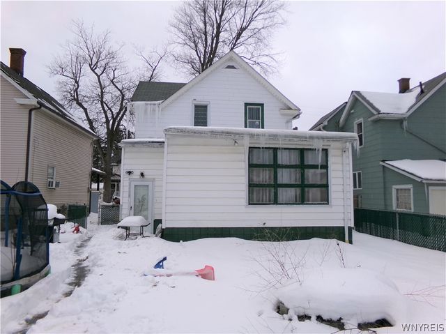 221 81st Street, Niagara Falls, NY 14304