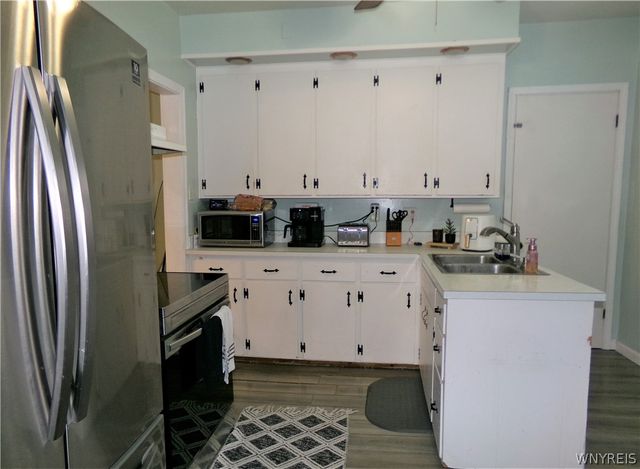 221 81st Street, Niagara Falls, NY 14304