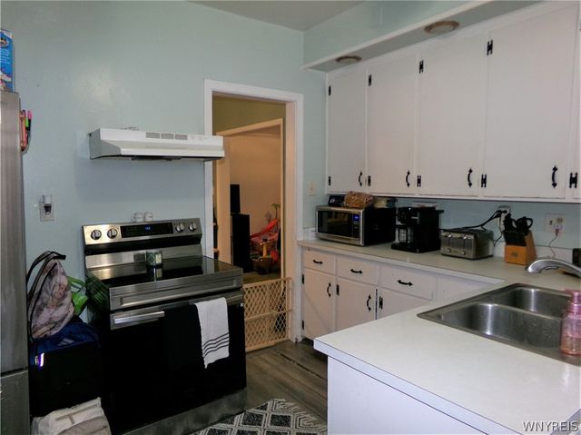 221 81st Street, Niagara Falls, NY 14304