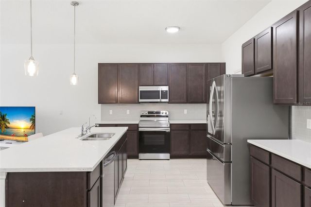 802 REFLECTION LAKE DRIVE, Orlando, FL 32807