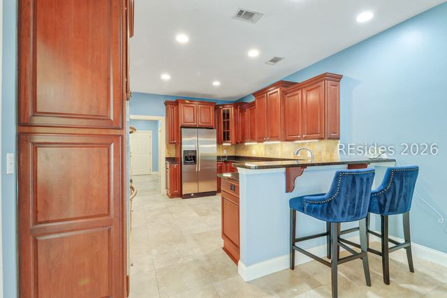 49 Wax Myrtle Ct, Hilton Head Island, SC 29926