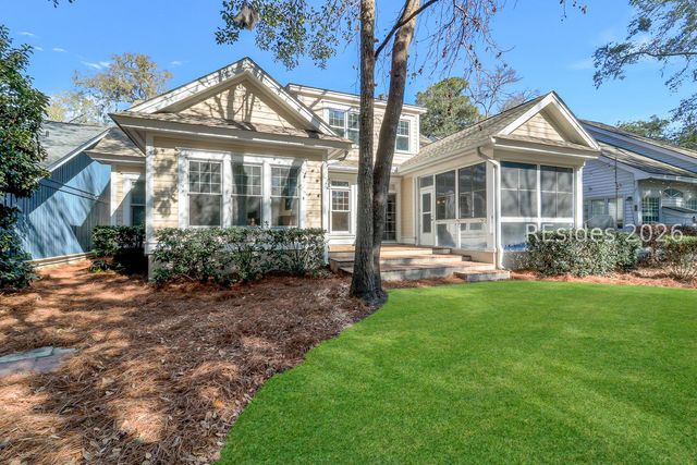 49 Wax Myrtle Ct, Hilton Head Island, SC 29926