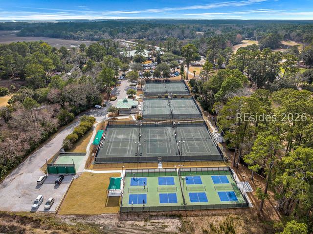 49 Wax Myrtle Ct, Hilton Head Island, SC 29926