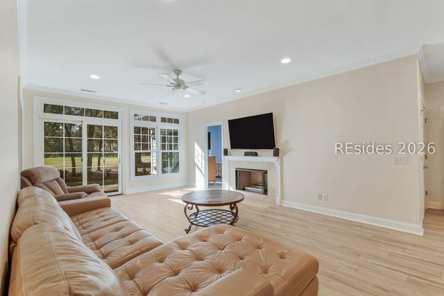 49 Wax Myrtle Ct, Hilton Head Island, SC 29926