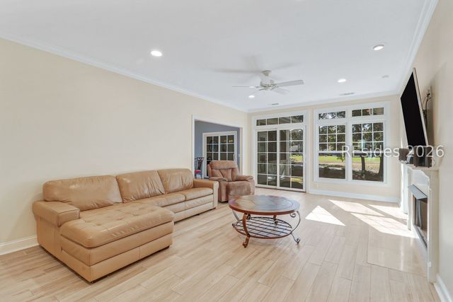 49 Wax Myrtle Ct, Hilton Head Island, SC 29926