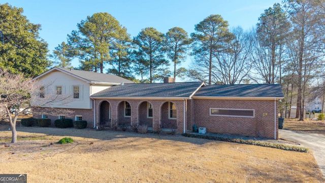 115 Windsor Drive, Calhoun, GA 30701