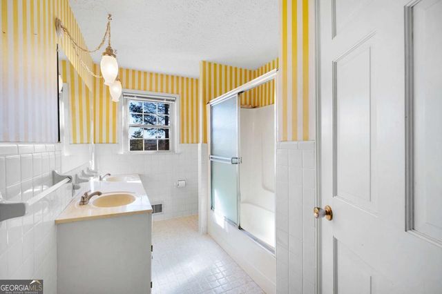 115 Windsor Drive, Calhoun, GA 30701