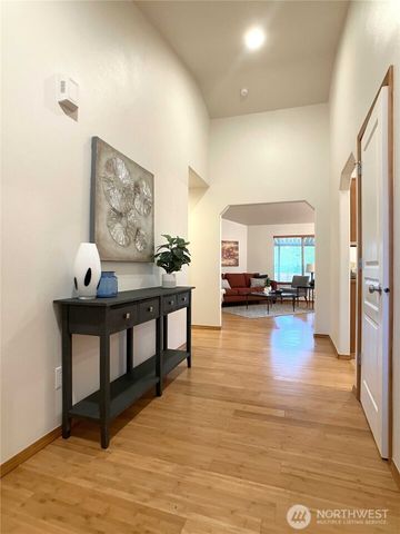 5530 55th Loop SE, Olympia, WA 98513