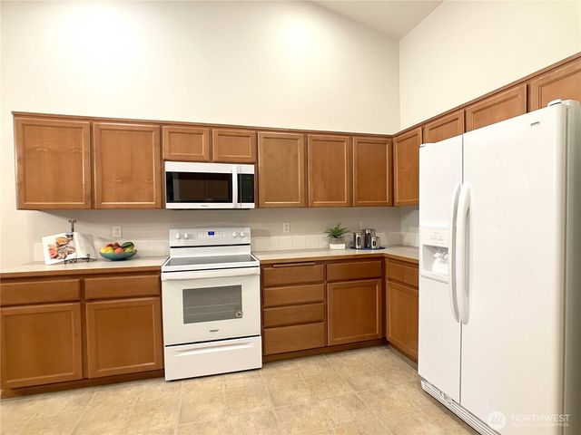 5530 55th Loop SE, Olympia, WA 98513