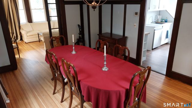 136 Mead Avenue, Greenwich, CT 06830