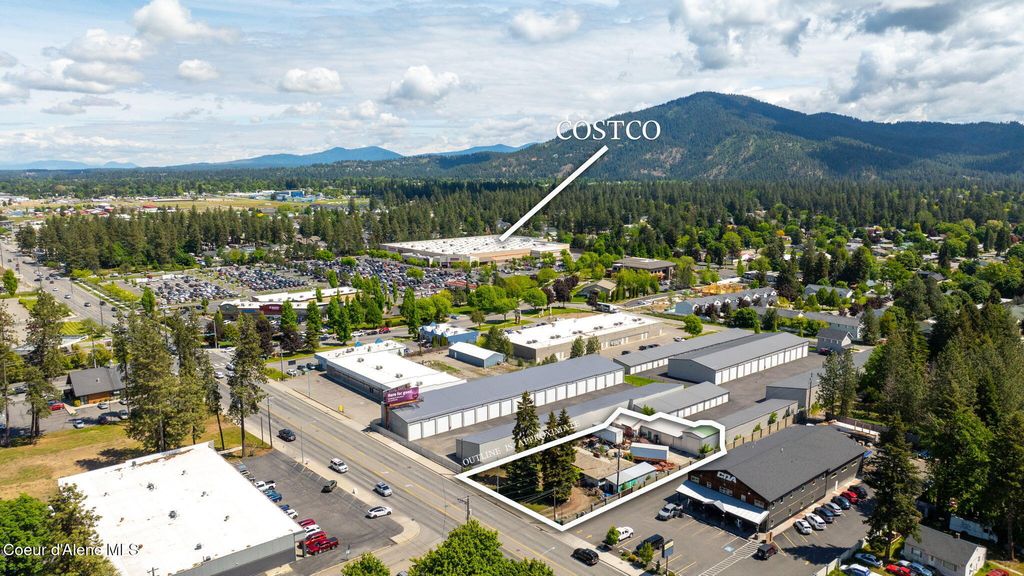 3112 N GOVERNMENT WAY, Coeur D'alene, ID 83815