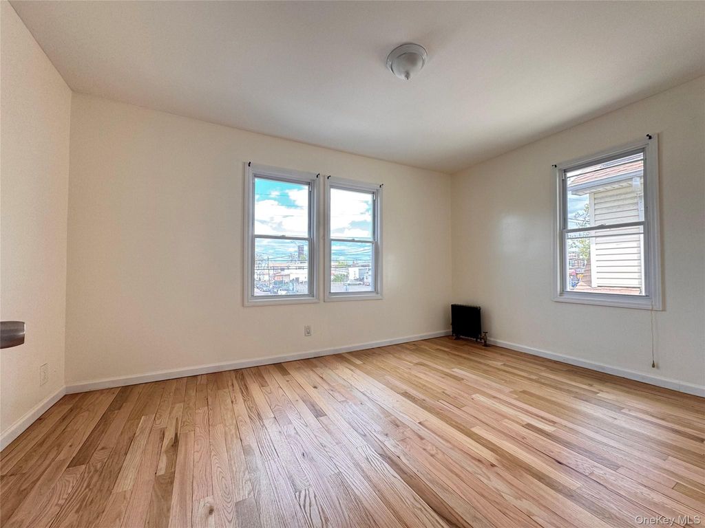 147-18 Foch Boulevard, South Ozone Park, NY 11436 — photo 3