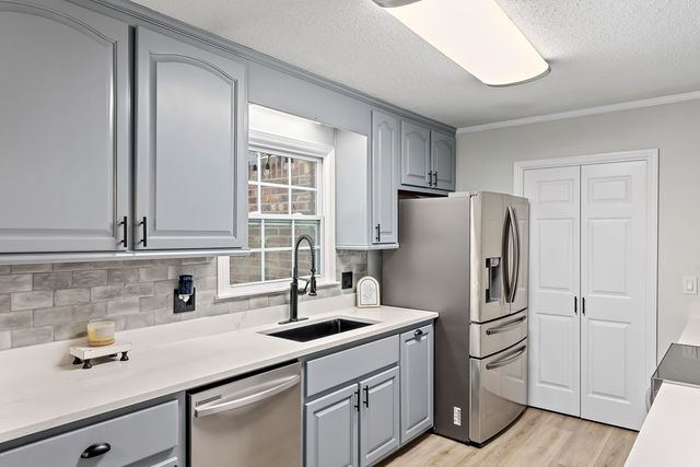 906 Eldorado Drive, Dothan, AL 36303