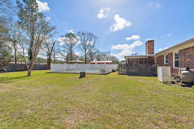 906 Eldorado Drive, Dothan, AL 36303