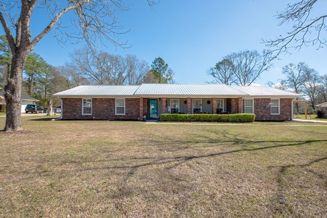 906 Eldorado Drive, Dothan, AL 36303