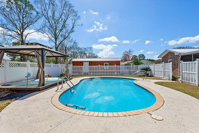 906 Eldorado Drive, Dothan, AL 36303