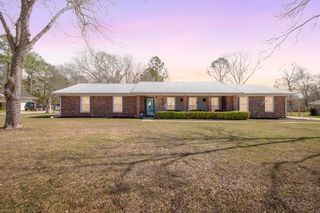 906 Eldorado Drive, Dothan, AL 36303