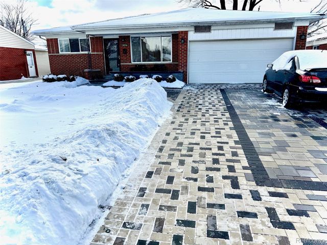 13036 Whitfield Drive, Sterling Heights, MI 48312