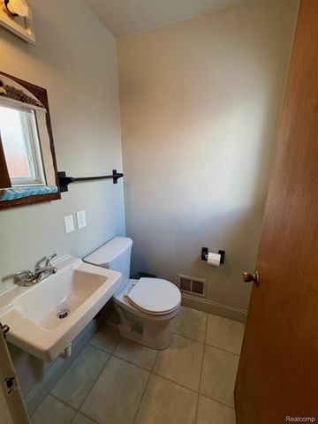 13036 Whitfield Drive, Sterling Heights, MI 48312