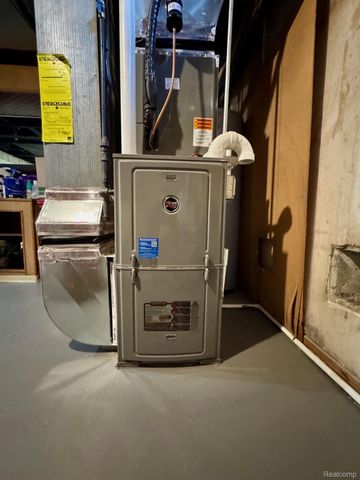 13036 Whitfield Drive, Sterling Heights, MI 48312