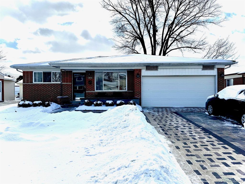 13036 Whitfield Drive, Sterling Heights, MI 48312