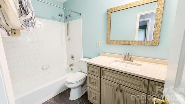 7218 Quail Ridge Drive, Charlotte, NC 28226