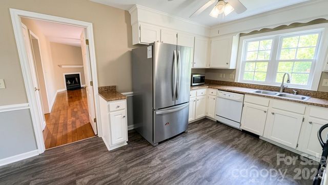 7218 Quail Ridge Drive, Charlotte, NC 28226