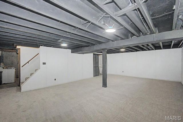 750 Lamplight Lane, Hazelwood, MO 63042