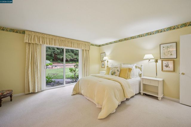 3814 Happy Valley Rd, Lafayette, CA 94549