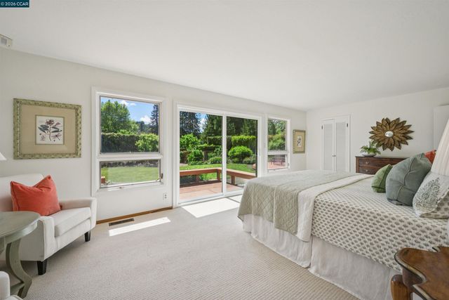 3814 Happy Valley Rd, Lafayette, CA 94549