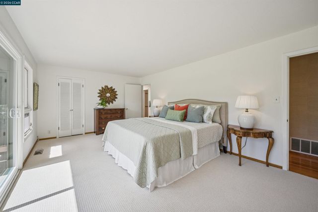 3814 Happy Valley Rd, Lafayette, CA 94549