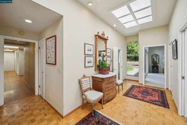 3814 Happy Valley Rd, Lafayette, CA 94549