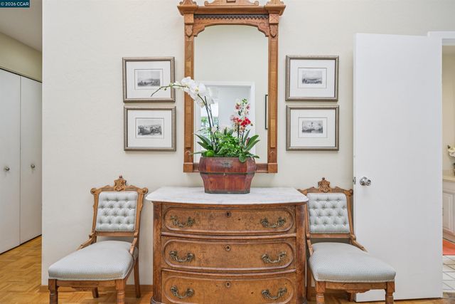 3814 Happy Valley Rd, Lafayette, CA 94549