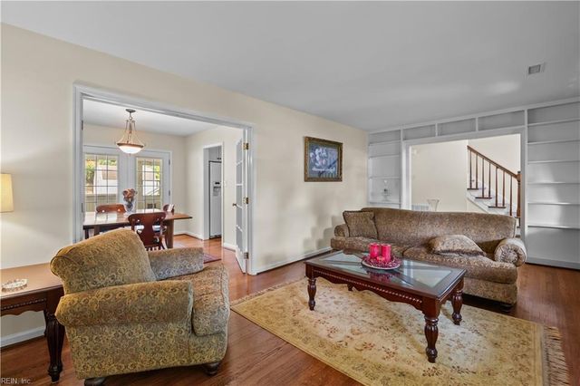 5 Deans CIR, Newport News, VA 23606