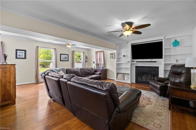 5 Deans CIR, Newport News, VA 23606