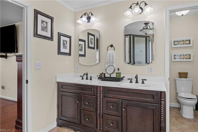 5 Deans CIR, Newport News, VA 23606