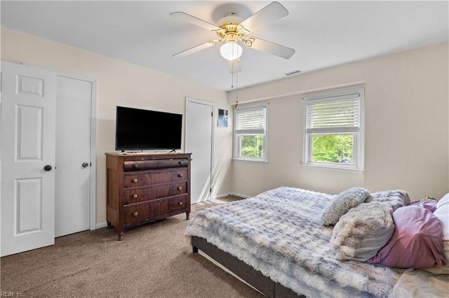 5 Deans CIR, Newport News, VA 23606