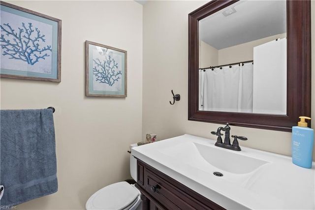 5 Deans CIR, Newport News, VA 23606