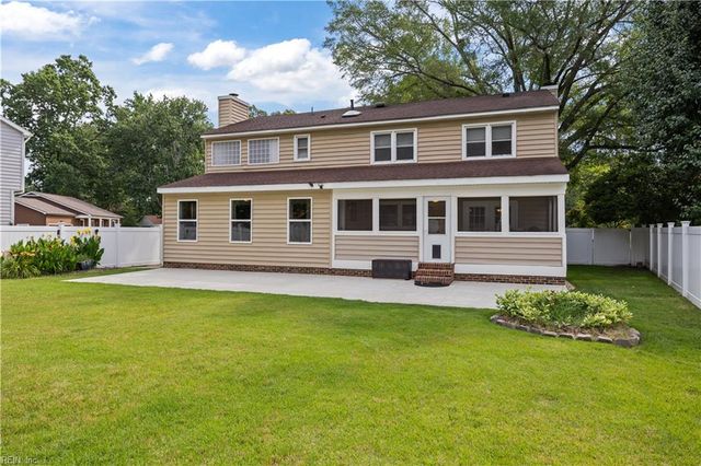 5 Deans CIR, Newport News, VA 23606