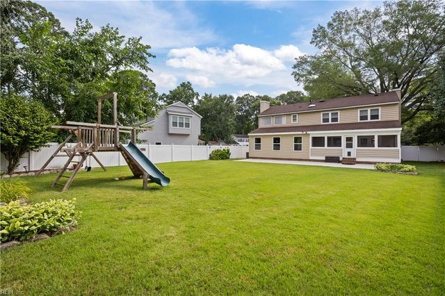 5 Deans CIR, Newport News, VA 23606