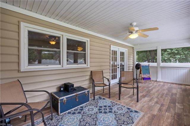 5 Deans CIR, Newport News, VA 23606