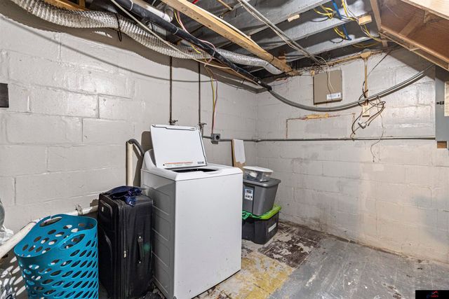 4314 N 39 Street, Omaha, NE 68111