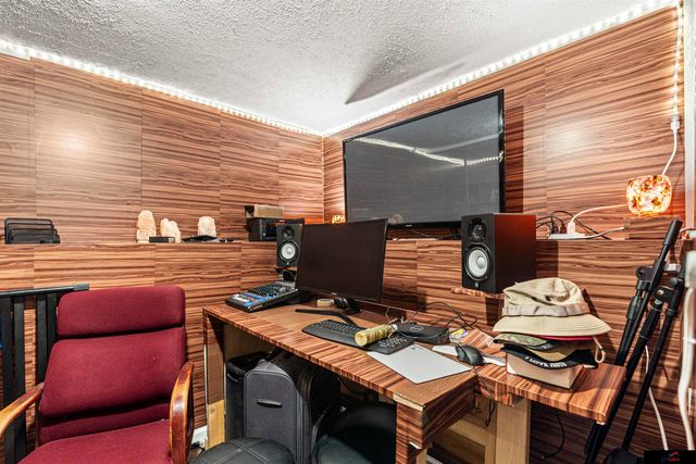 4314 N 39 Street, Omaha, NE 68111